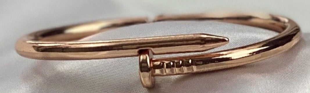 Nail Bangle